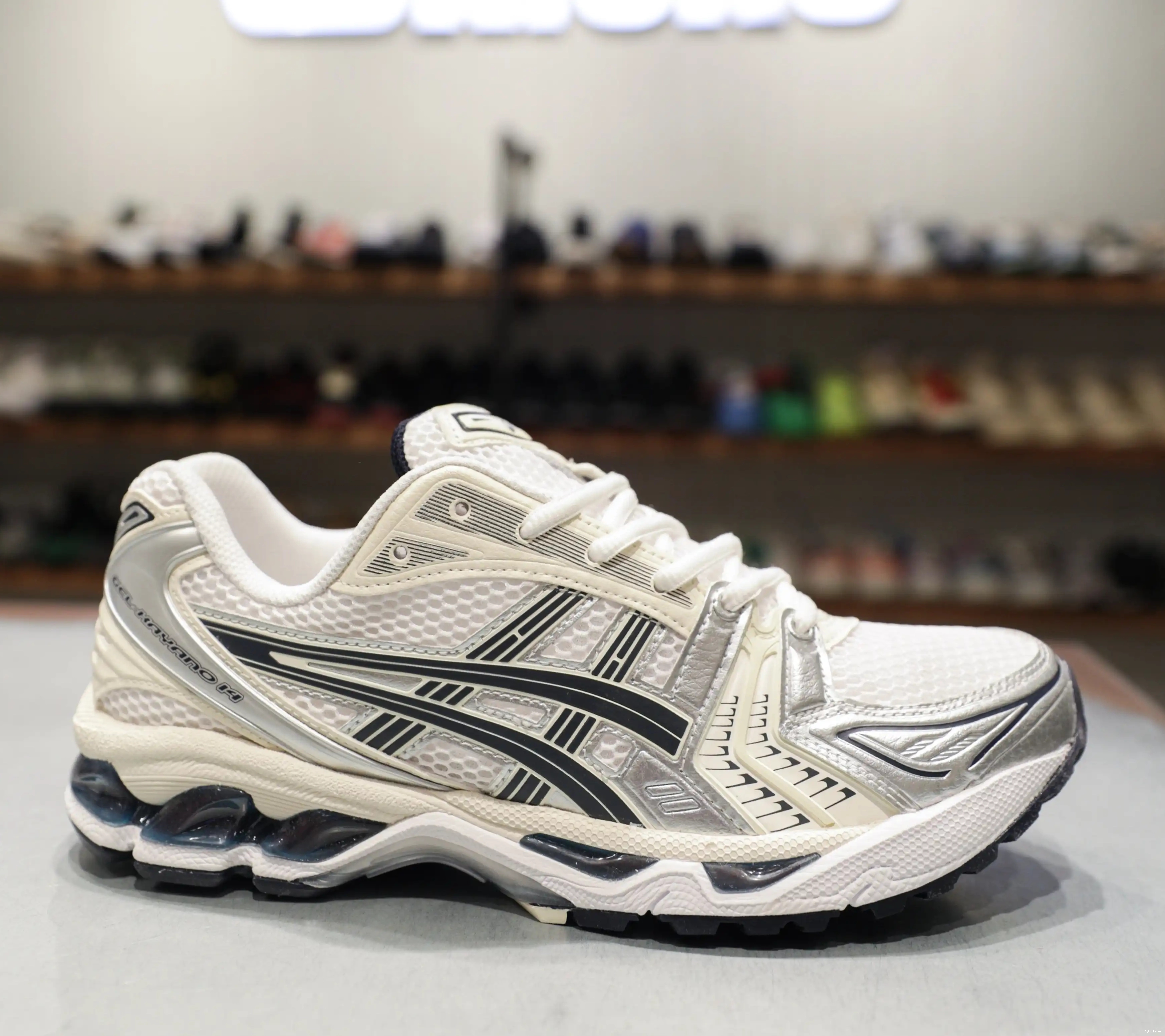 White Midnight 14 Gel-Kayano W ASICS 0705